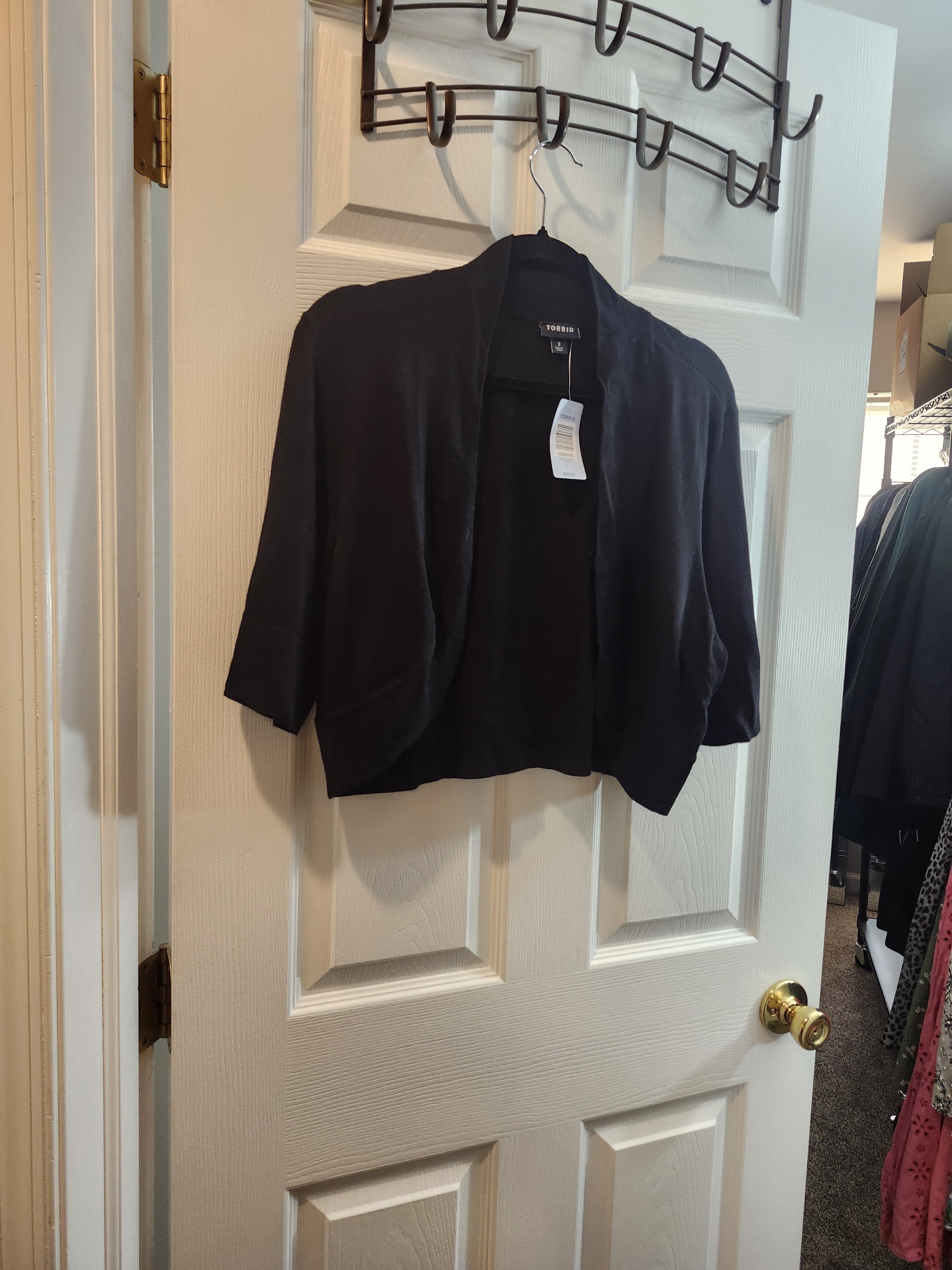 Torrid Tourneau Black Cropped OpenFront Blazer Torrid 3  3x